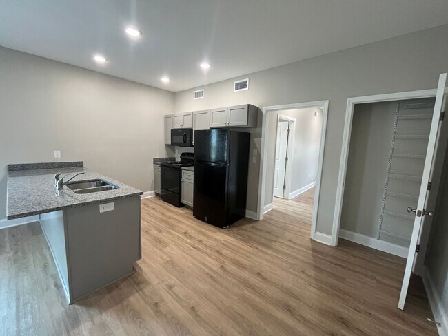 Building Photo - Newly built in Jacksonville