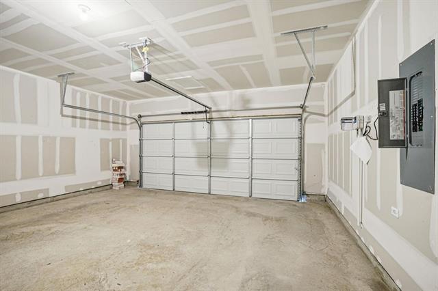 Building Photo - 6205 Timberhurst Dr