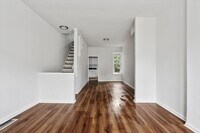 Building Photo - 3 Bedroom House Germantown- Rent Ready!