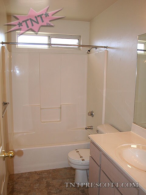 Building Photo - 0739