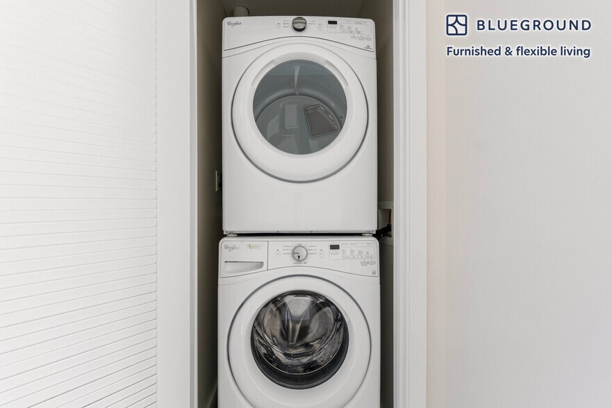 Building Photo - 301 M St SW