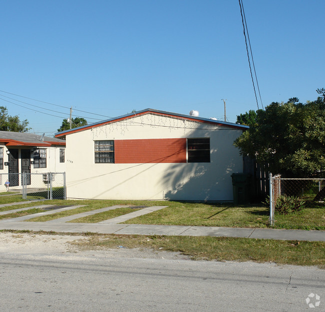 Building Photo - 1155-1165 NW 63rd St