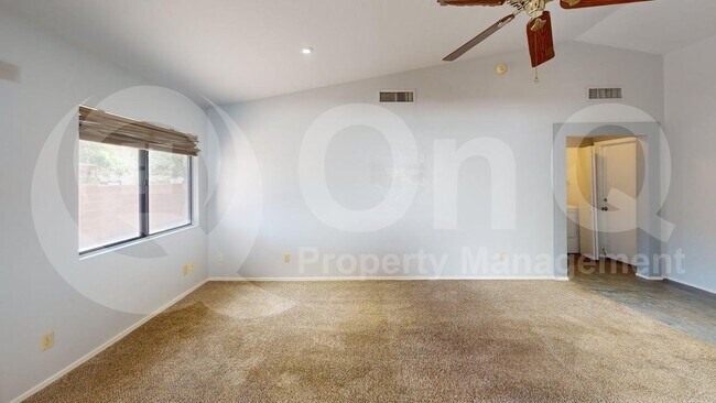 Building Photo - 3025 W Country Ranch Dr