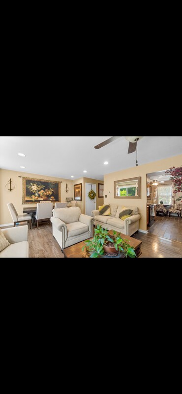 Building Photo - 539 Congressional Dr