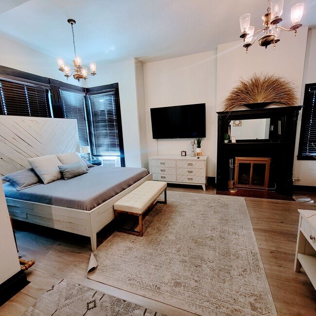 Building Photo - 623 E 100 S