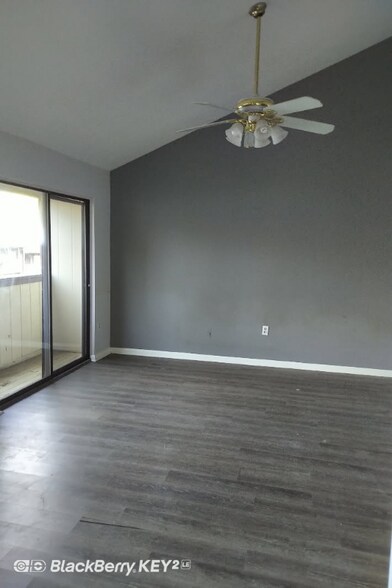 Building Photo - 18531 Split Rock Ln