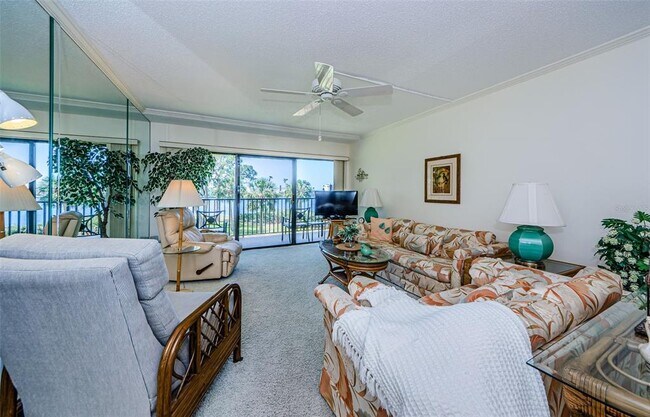 Building Photo - 2700 Bayshore Blvd