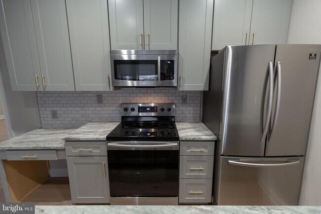 Building Photo - 1411 Walnut St