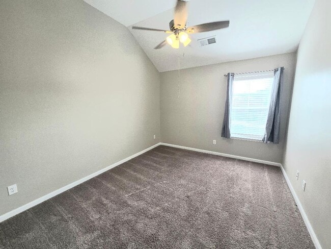 Building Photo - 733 Courtland Ln