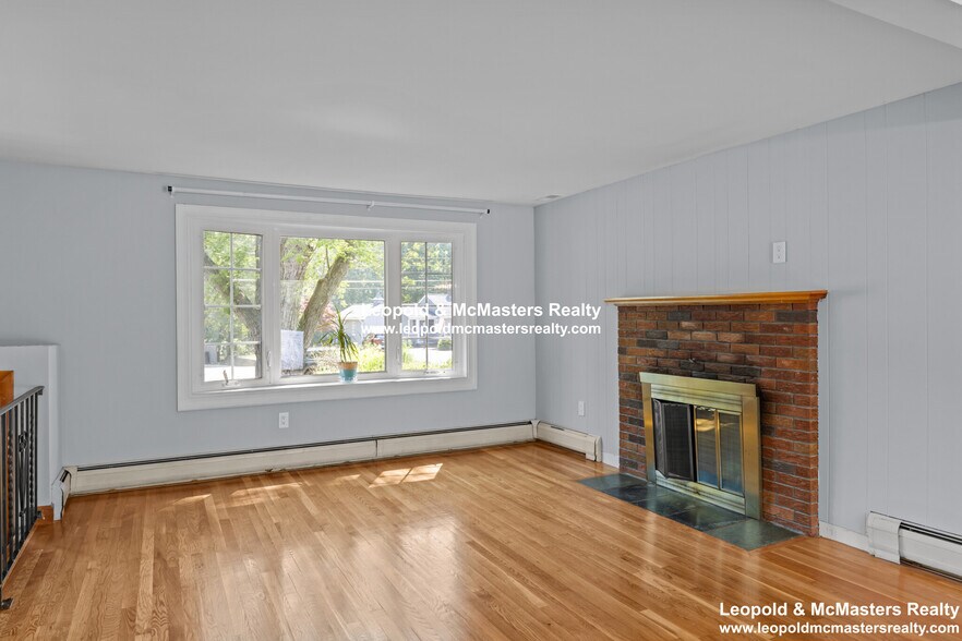 Building Photo - 330 Swains Pond Ave