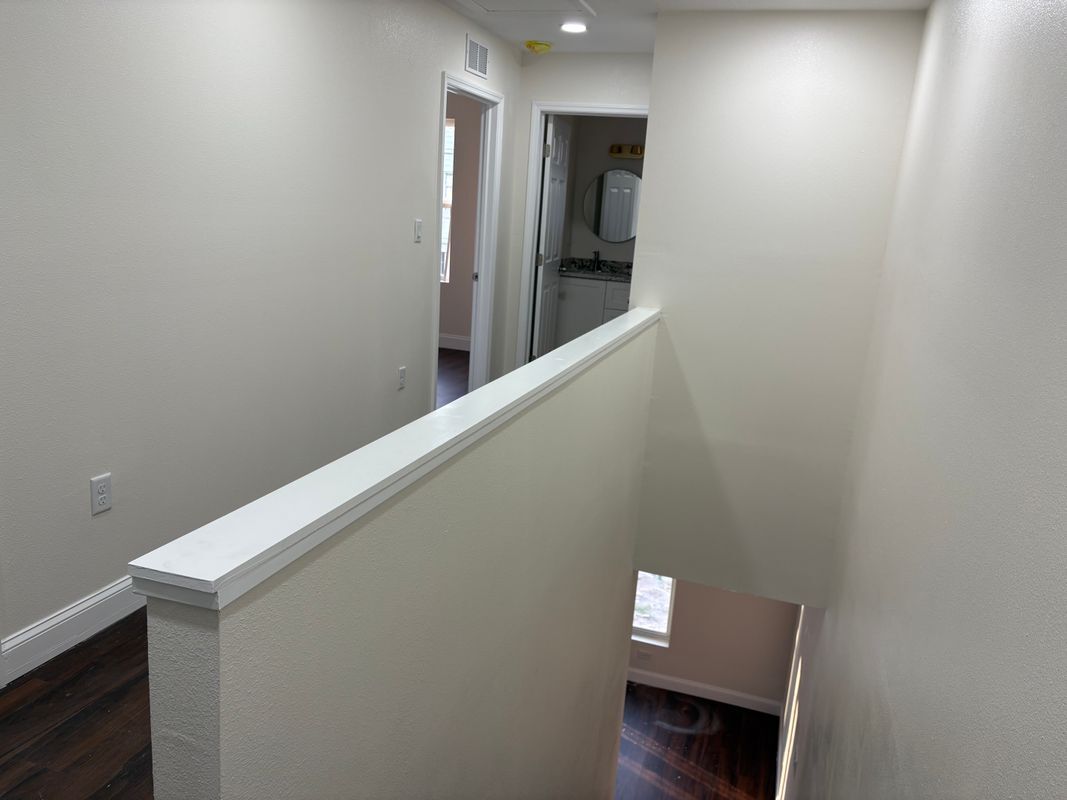 Building Photo - 1702 W Granfield Ave