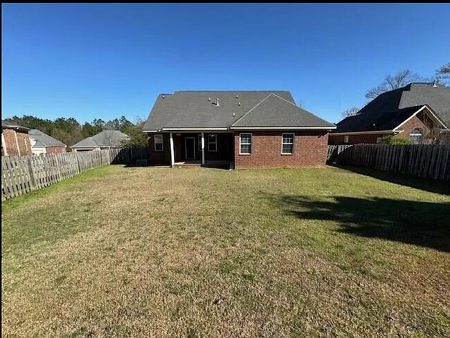 Building Photo - 814 Brighton Ct