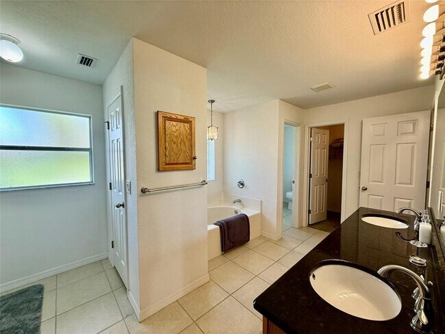 Building Photo - 65 Pepe Ct