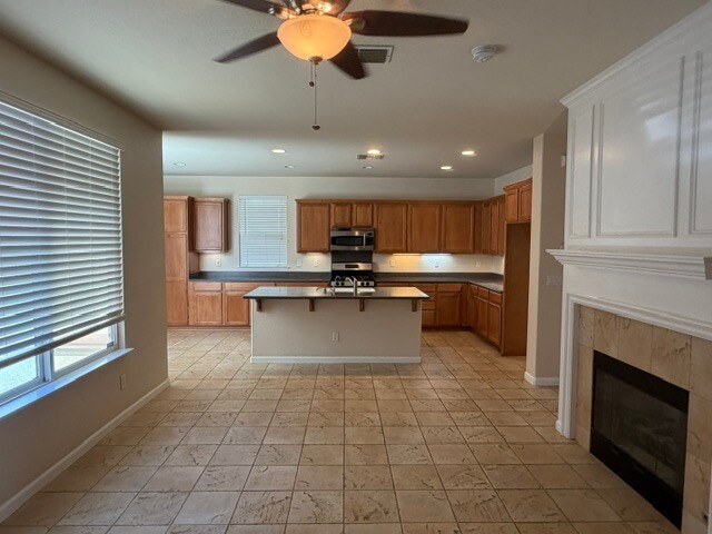 Building Photo - 274 Finchwood Dr
