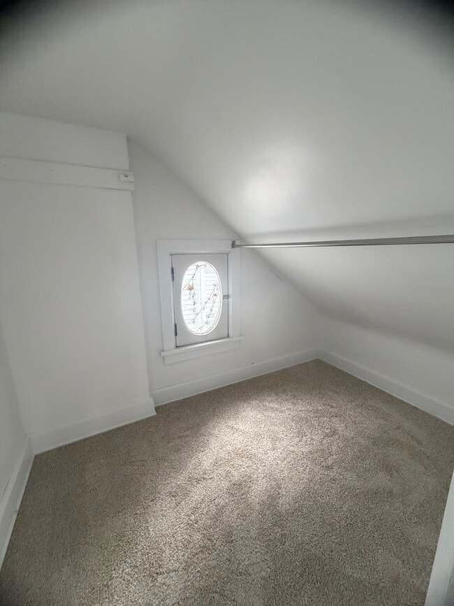 Building Photo - 1018 Wayne St