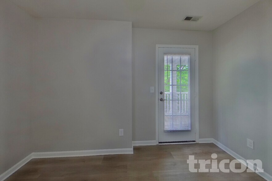 Building Photo - 6909 Barefoot Forest Dr