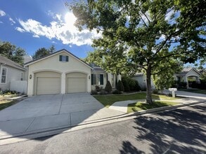 Building Photo - 1115 Waverly Dr