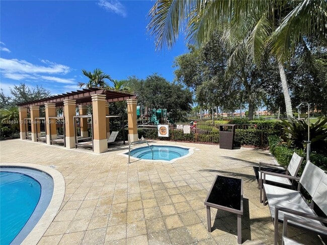 Building Photo - 15471 SW 30th St