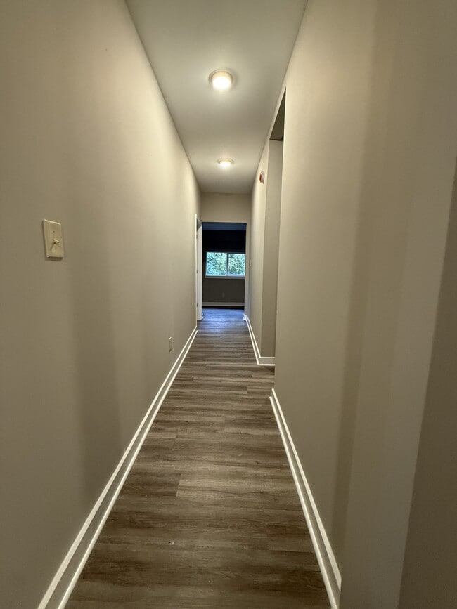 Building Photo - 226 Highland St