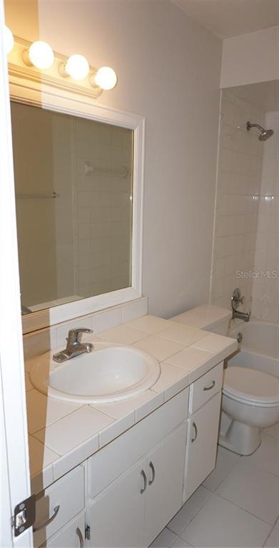 Building Photo - 5219 Via Hacienda Cir