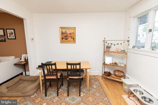 Building Photo - 3429 Osmond St
