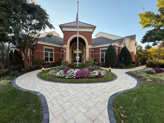 Building Photo - 11320 Aristotle Dr