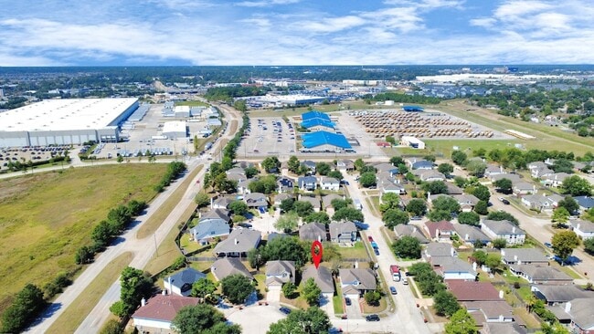 Building Photo - 20919 New Leaf Ct