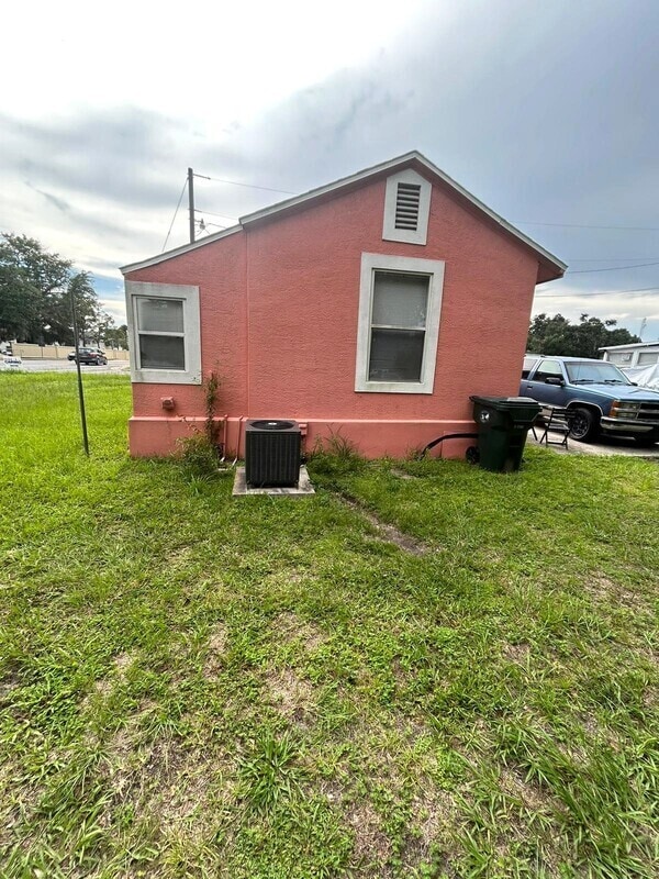 Building Photo - 601 N Emory Ave