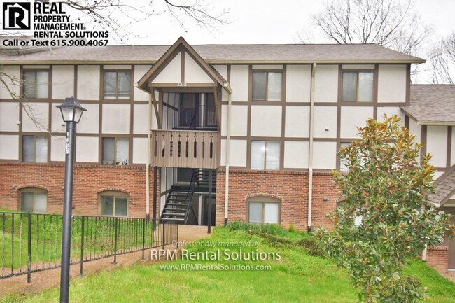 Building Photo - Amazing 2BR Condo off Edmondson Pike/Brentwood! Washer/dryer, 2-car garage, water, lawncare all i...