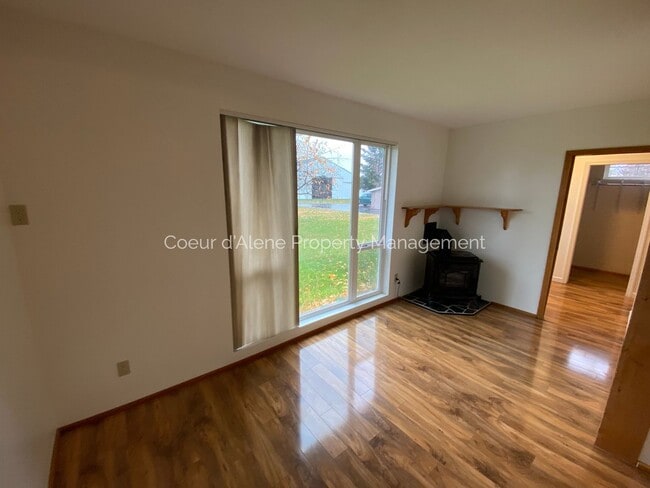 Building Photo - 2 bedroom house in Post Falls