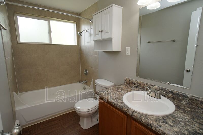 Building Photo - 10521 W 7th Pl