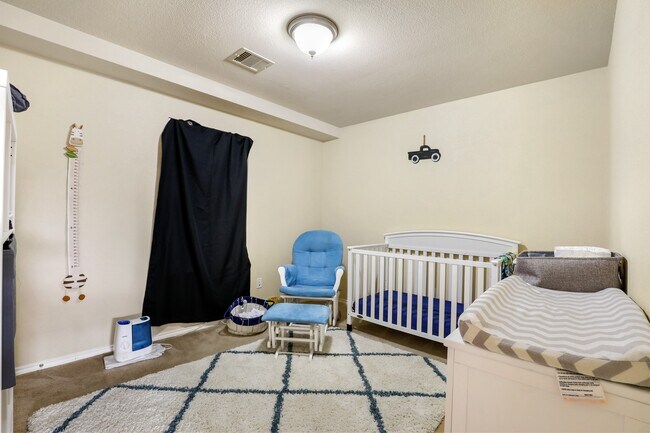 Building Photo - 17611 Haywood Oaks Dr