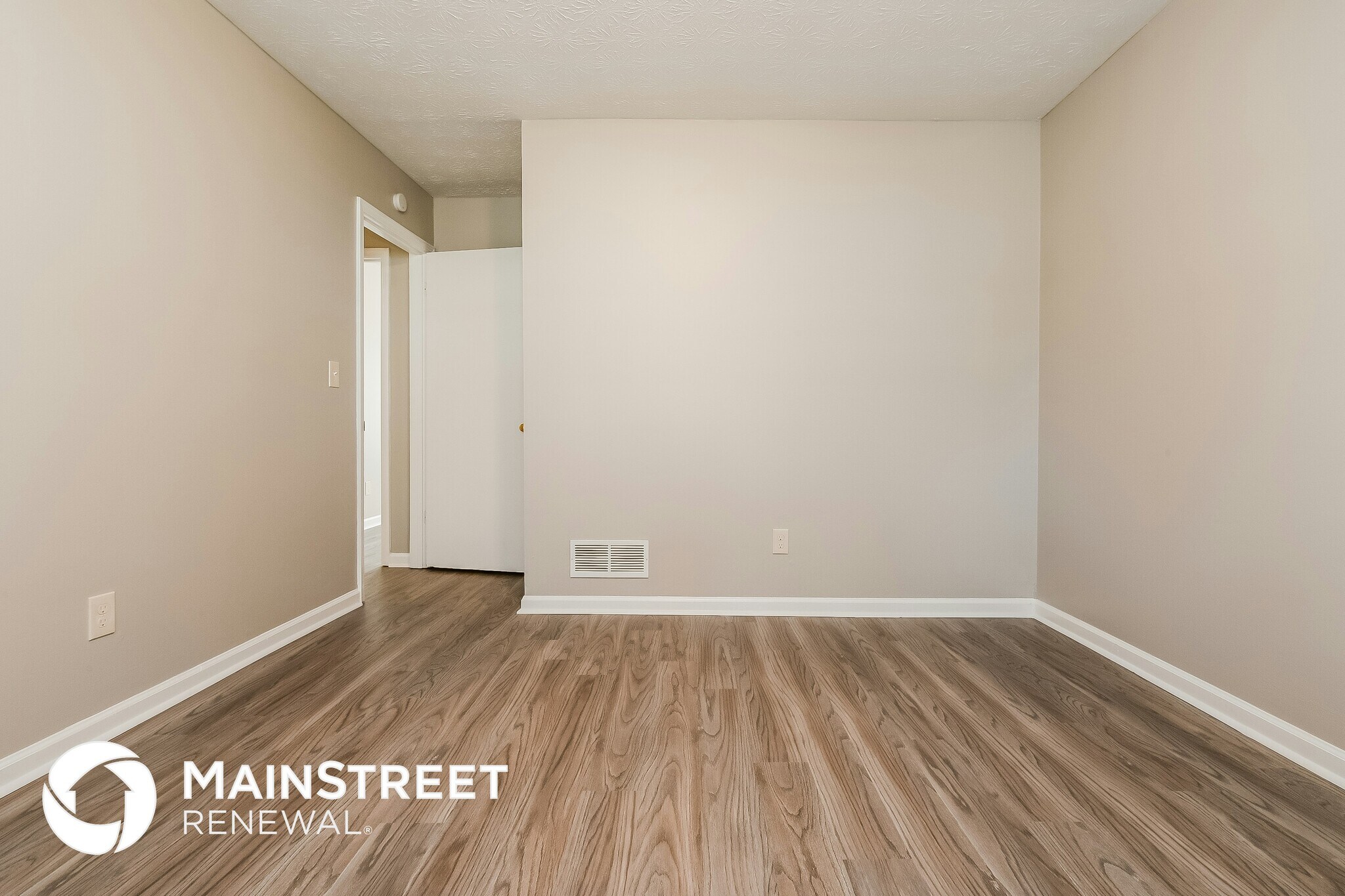 Building Photo - 5791 Mistyview Dr
