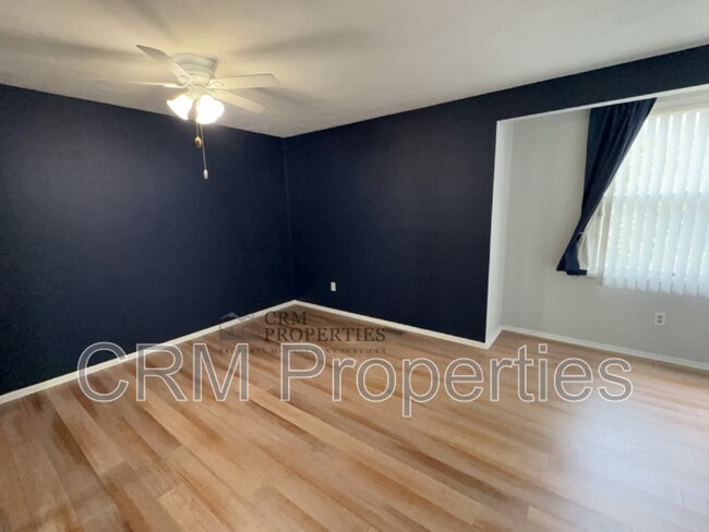 Building Photo - 9430 Aspen Grove Ln