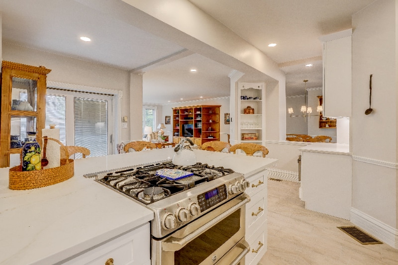 Building Photo - 2105 S Fillmore St