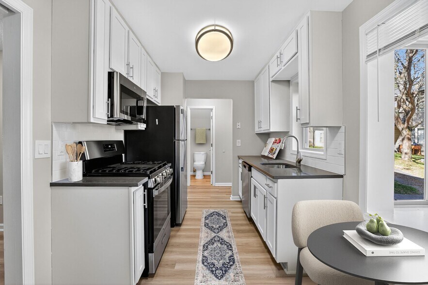 Building Photo - Eagle Rock Apartments at Mohegan Lake