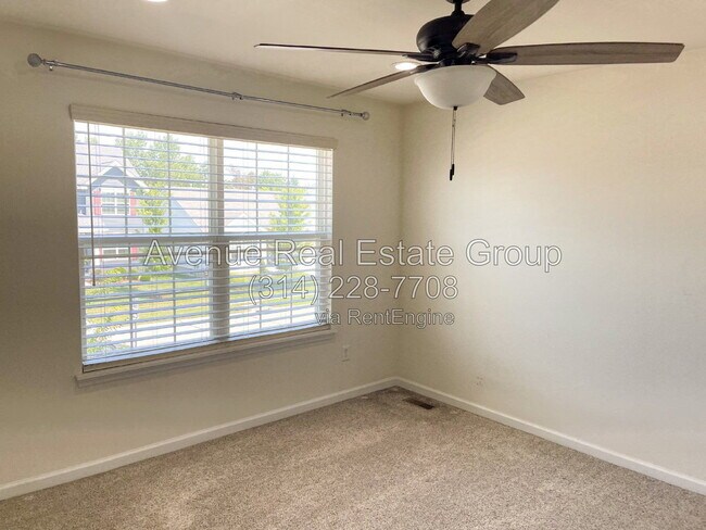 Building Photo - 110 Pearl Vista Ct