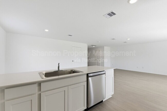 Building Photo - 316 Bush Mdw Ln