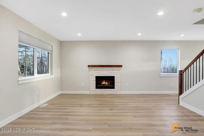 Building Photo - 533 Ashbrook Dr