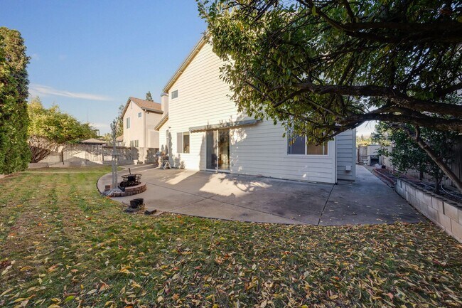 Building Photo - 9538 Fox Wind Ct