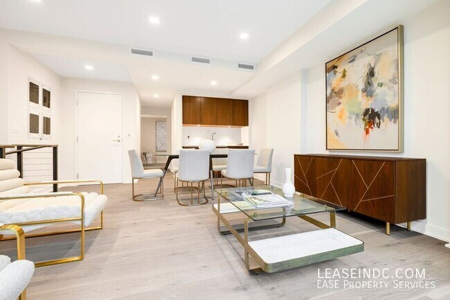 Building Photo - 1332 8th St NW