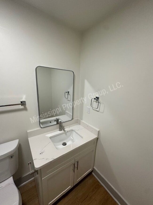 Building Photo - 3BR/3BA For Rent