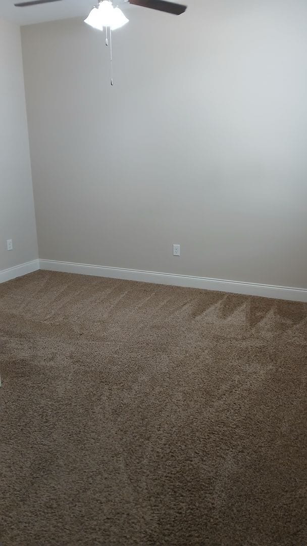 Building Photo - 4 Bedroom/4.5 Bath