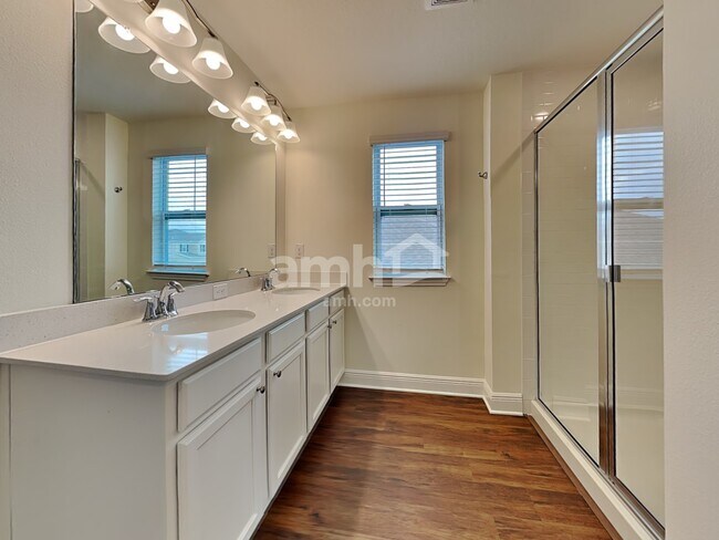 Building Photo - 20478 Calla Lily Dr