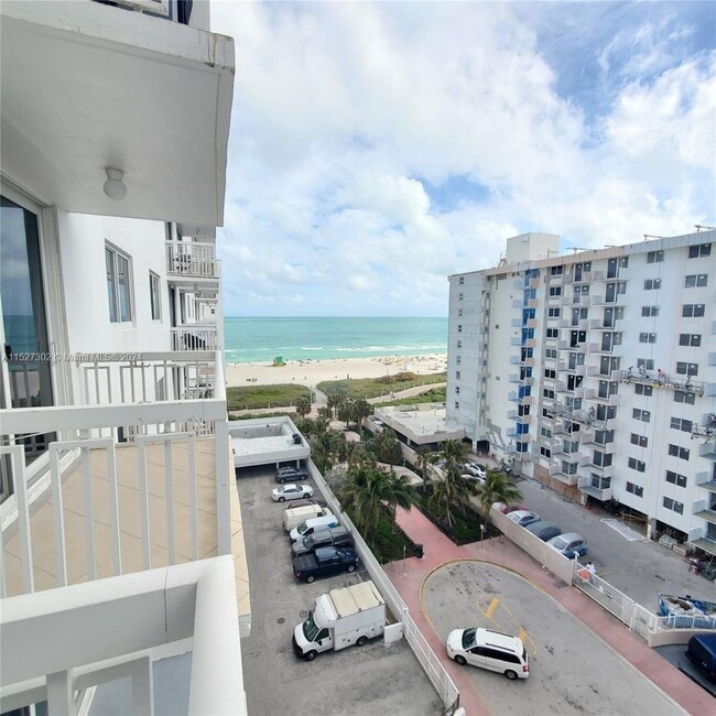 Building Photo - 401 Ocean Dr