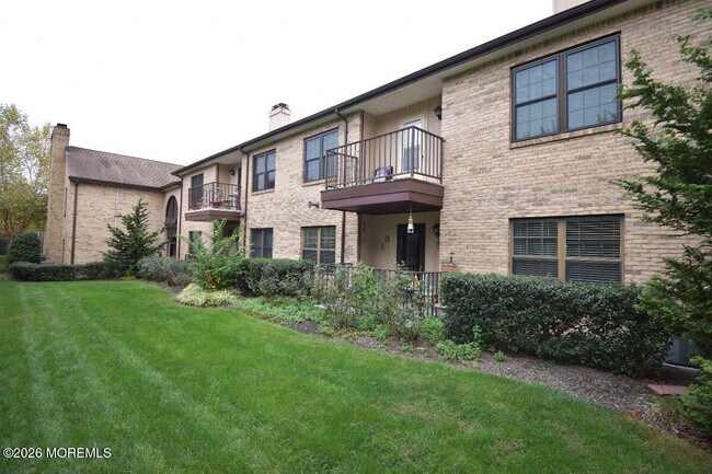 Building Photo - 1304 Wellington Pl