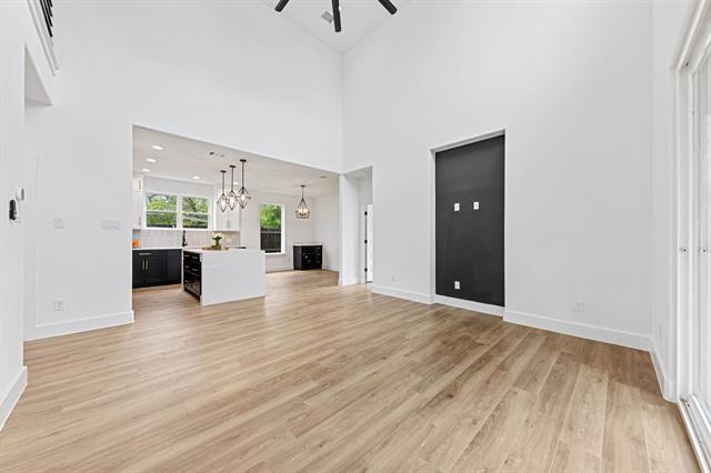Building Photo - 1604 Marburg St