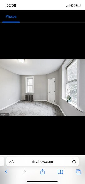 Building Photo - 5028 N 10th St