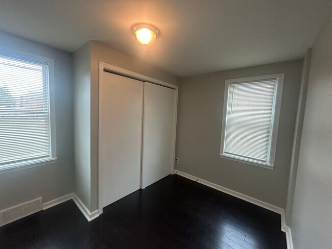 Building Photo - Beautiful Home in Northeast Philly