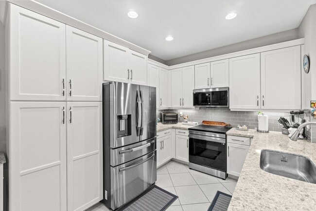 Building Photo - 8128 Snowflake Obsidian Trail